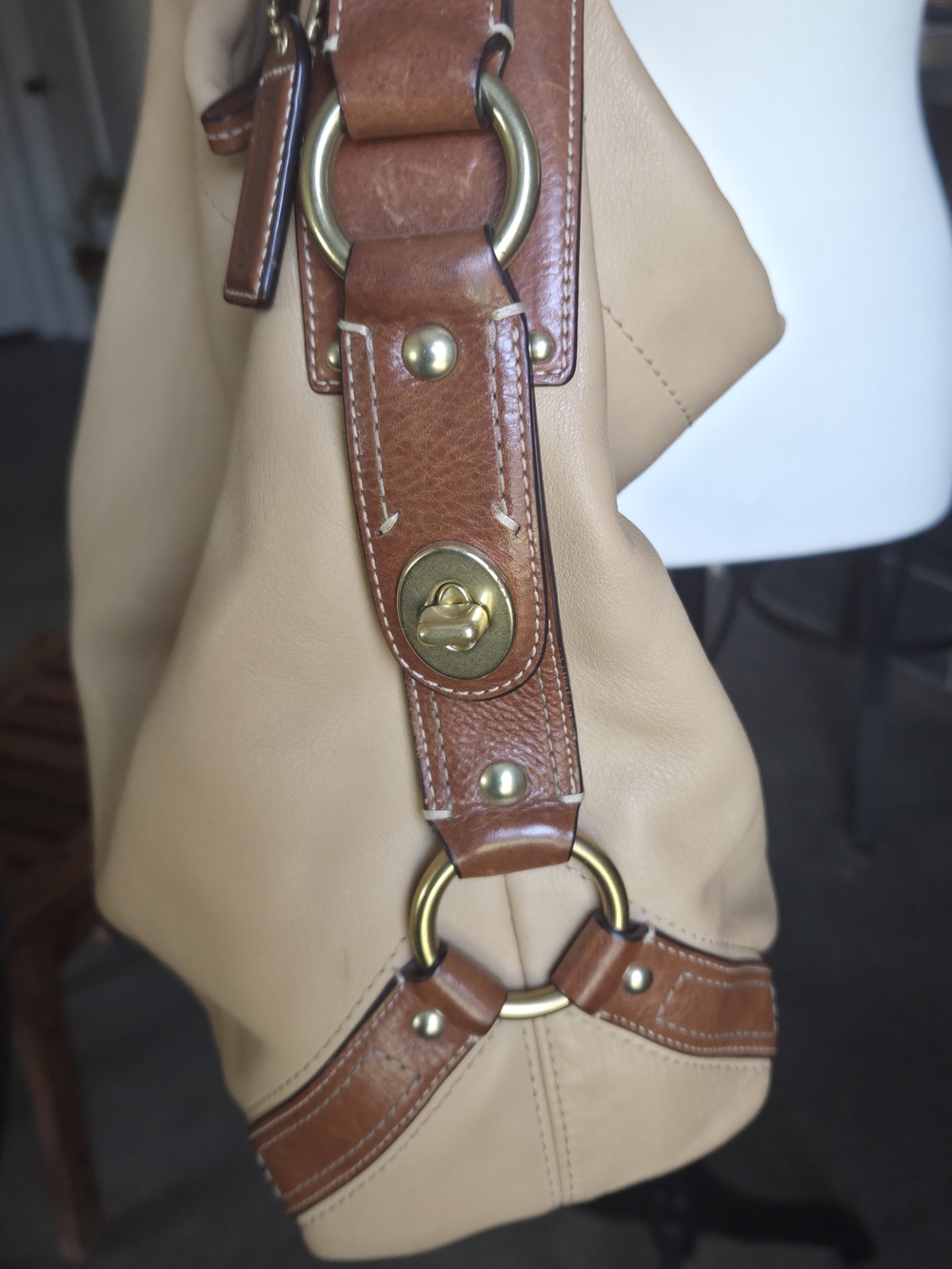 Coach Pebbled Leather Hobo Bag in Tan - Picture 4 of 14